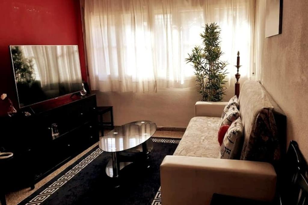 Exclusive House Close To Airport El Prat de Llobregat Exteriér fotografie